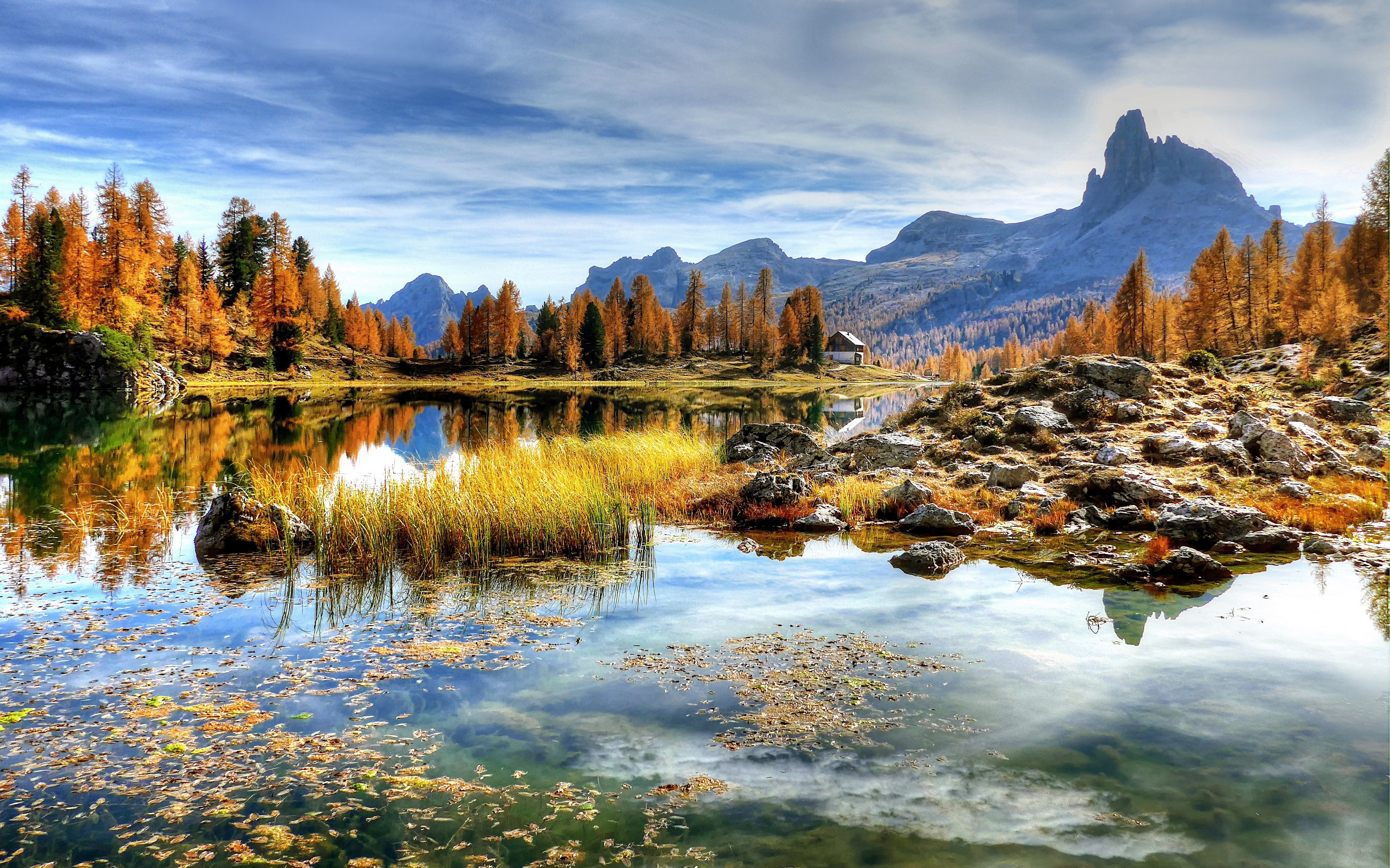 Beautiful Landscape With Mountains And Lakes With Sky In Italy Image Free Stock Photo Public Domain Photo Cc0 Images