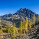 Beautiful Natural Mountain Landscape In Lake Ingalls, Washington Image ...